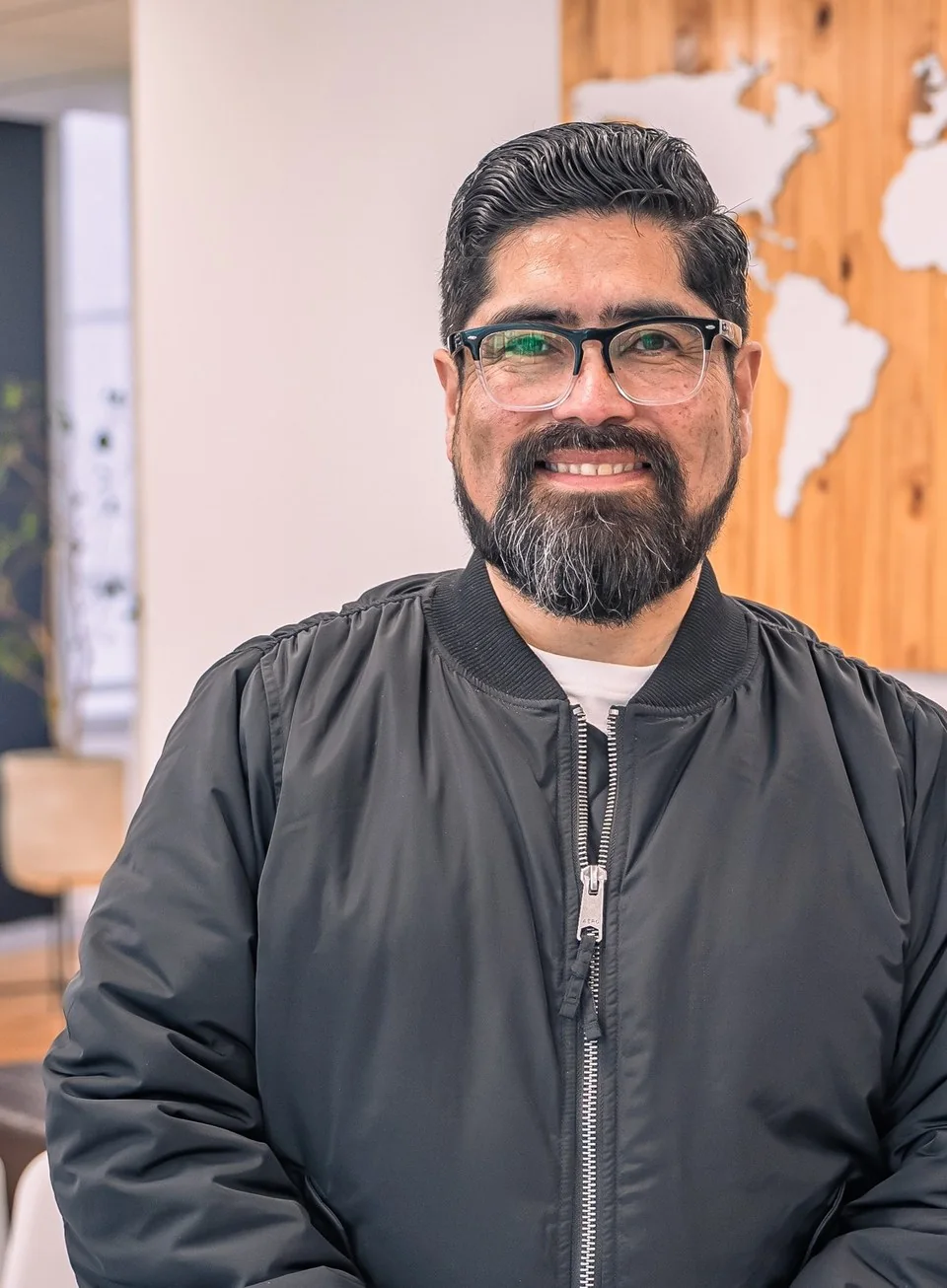 Retrato profesional de Alejandro Poblete Cea.