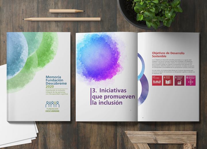 Memoria Fundación Descúbreme 2020, diseño editorial, trabajo de diseño de Alejandro Poblete Cea